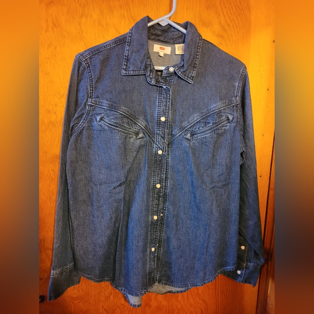 Levis Jean cowboy shirt size men's small